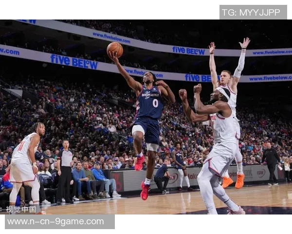 76人半场领先22分马克西独得18分勇士首节仅得10分表现惨淡