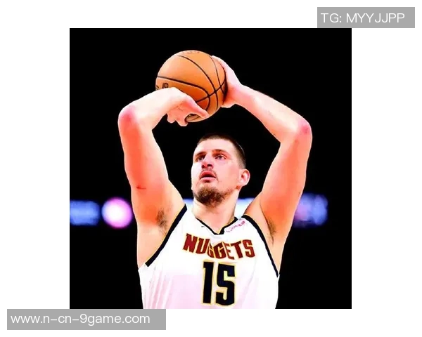 约基奇独领风骚八次30分20板10助成历史之最其他球员仅6次追赶